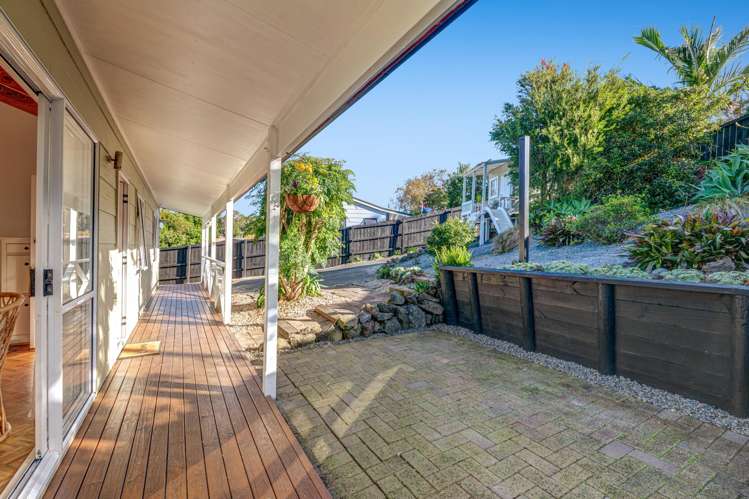 29 Shadon Place Stanmore Bay_4