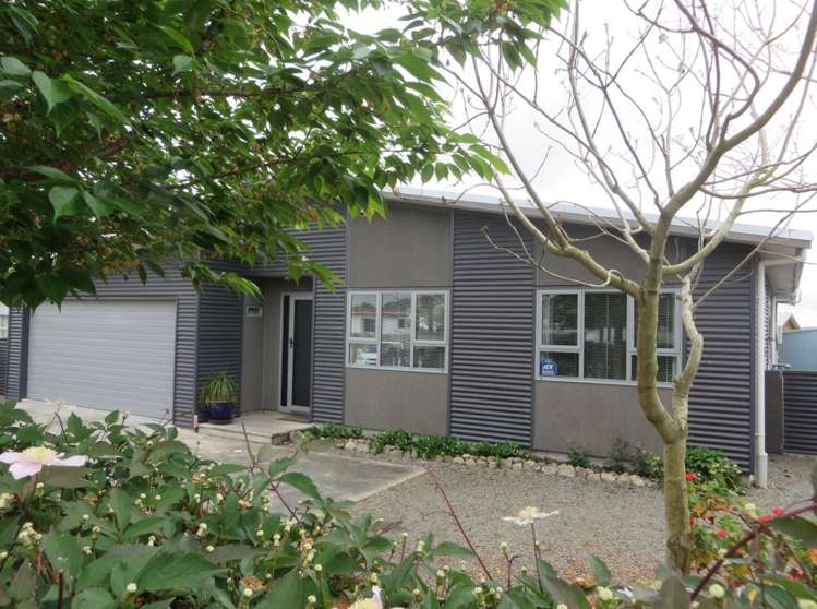 1/9 Fuller Close Levin_0