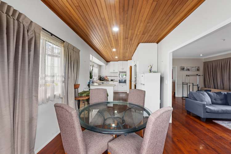 8 Copperfield Terrace Mellons Bay_8