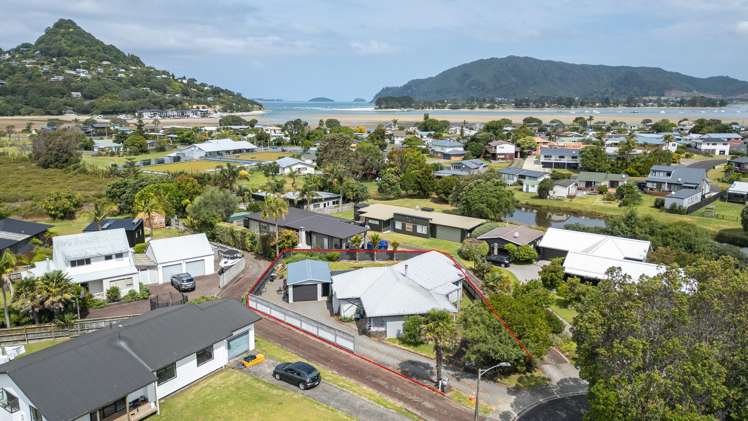 13 Willow Grove Tairua_0
