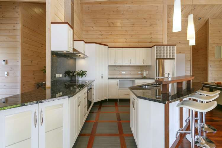 152 State Highway One Waitahanui_6