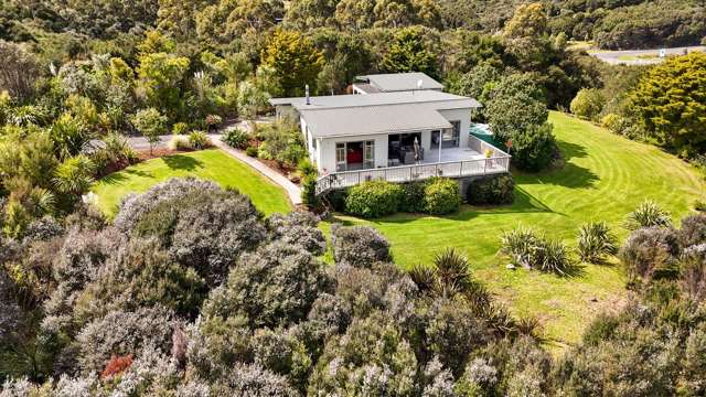 Modern Home with Natural Privacy