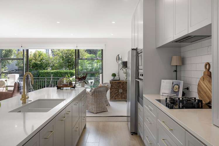 74B Ireland Road Mt Wellington_9