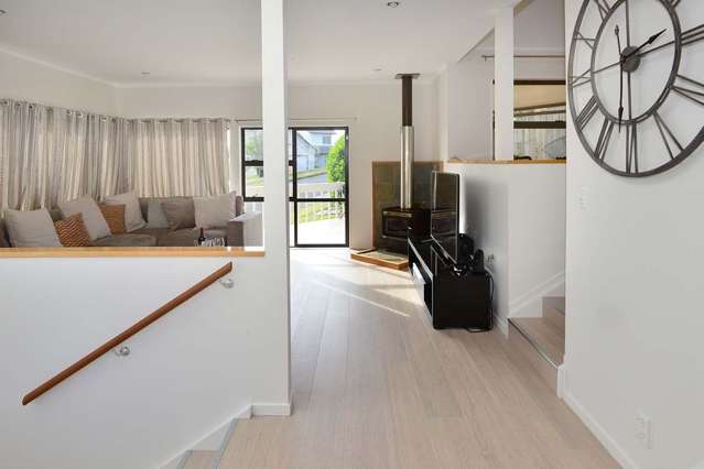 8 Tenbless Court Unsworth Heights_3