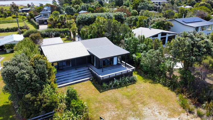 72 Bishop Road Parapara_10