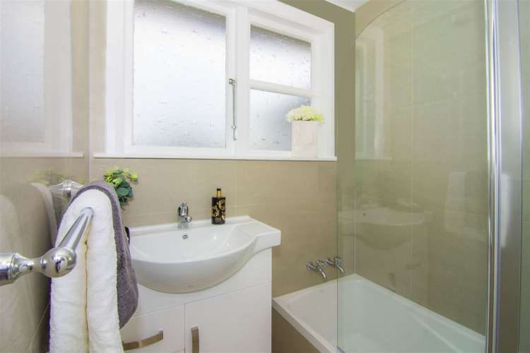 69 Roberts Road Masterton_12