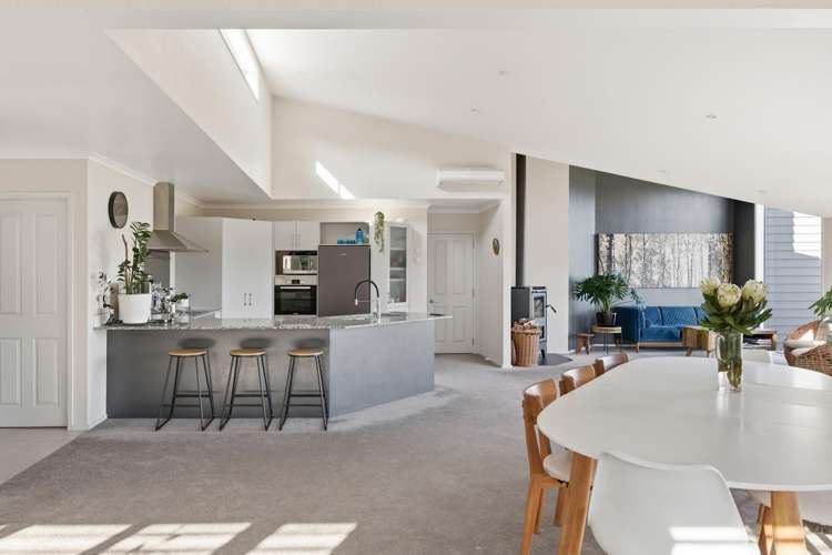 31 Ebbtide Way Maungatapu_4
