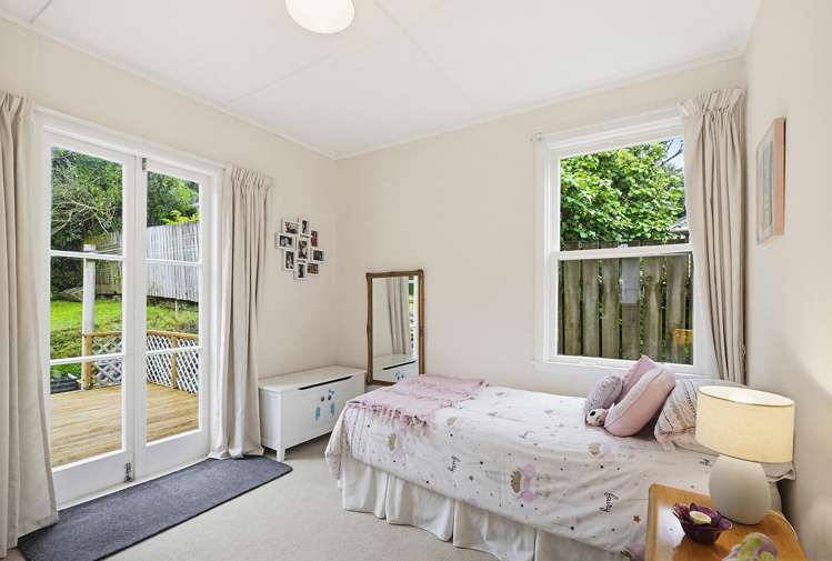 25 Victory Avenue Karori_11