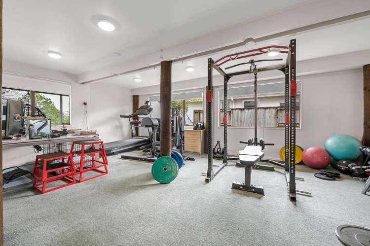 999 River Road Queenwood_27