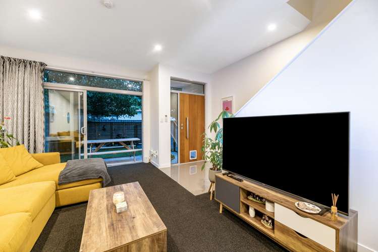 11/59 The Parade Island Bay_8