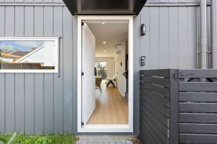 65 Kiwi Road Pt Chevalier_24