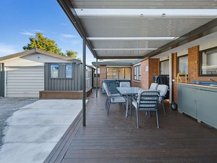 77 Avondale Road Taradale_16