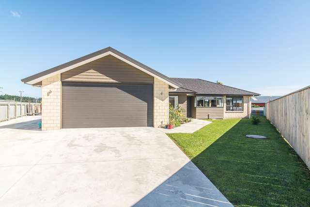 8 Gardner Place Otaki_1