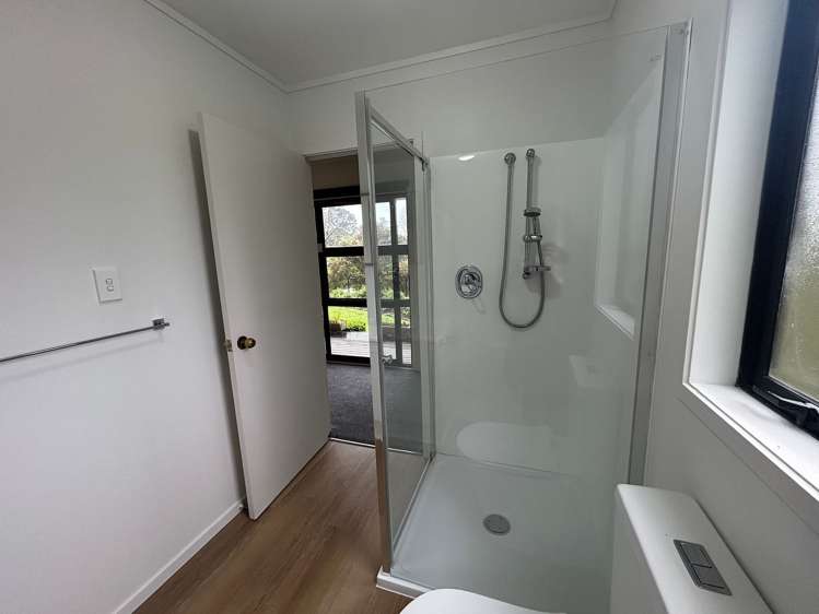 253 Whitford Road Whitford_15