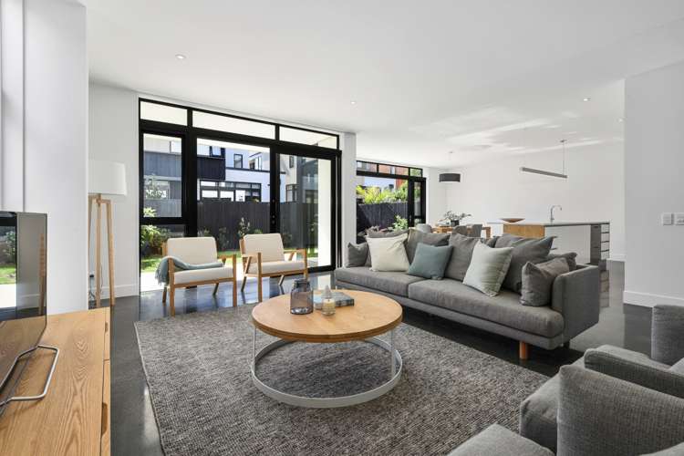 12 Isitt Road Hobsonville_3