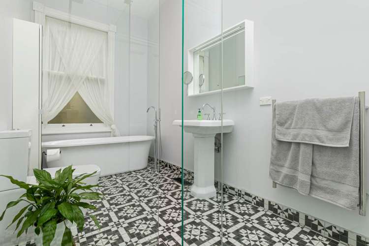 318d Upper Harbour Drive Greenhithe_13