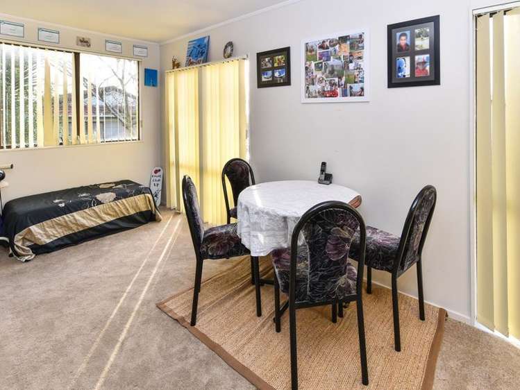 2/1 Rebecca Rise Manurewa_3