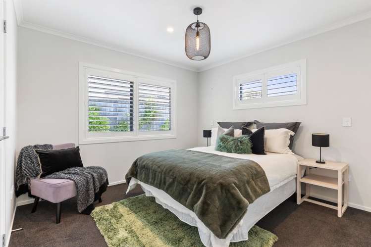 11 Poplar Grove Ebdentown_12