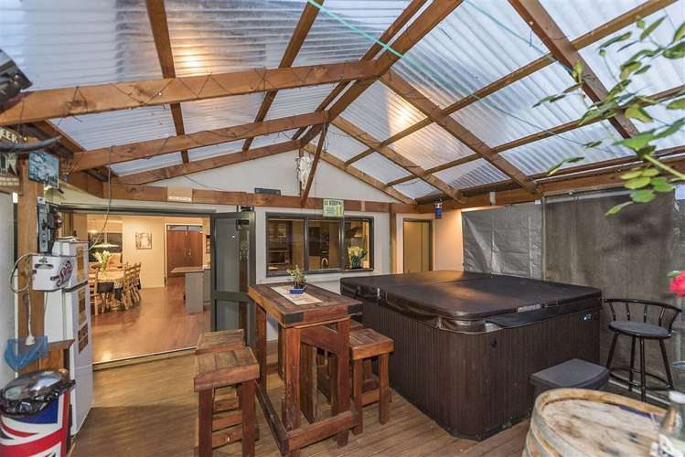 18 Sharaleigh Place Grandview Heights_27