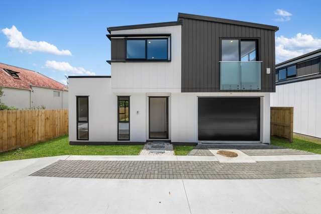 Exceptional Value, Brand New Home in Glendowie!