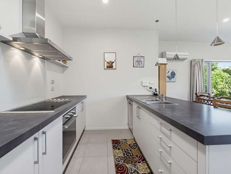 46 Heathridge Place Lincoln_11