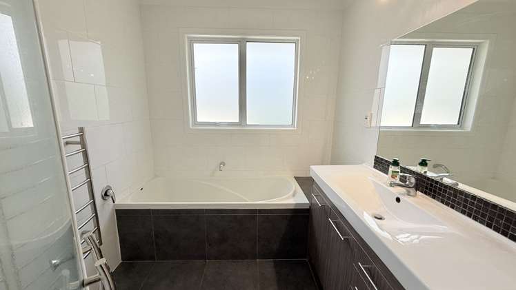 37 Willoughby Avenue Howick_11