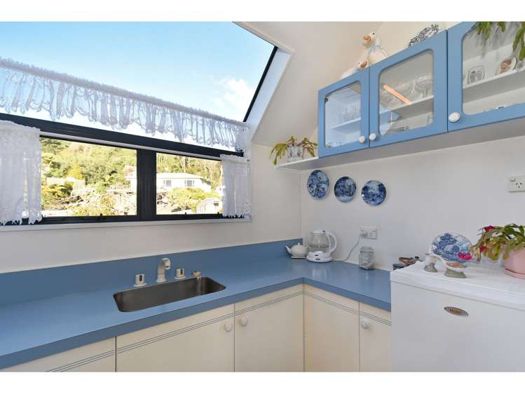 197 The Ridgeway Stoke_16