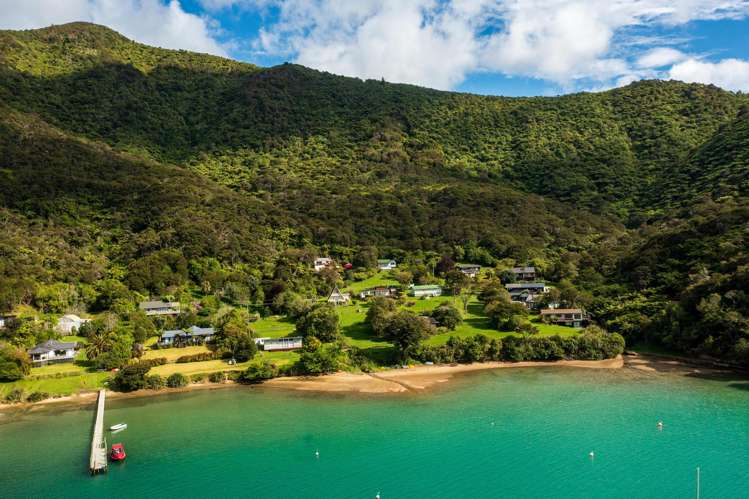 1 West Bay, Lochmara Bay Marlborough Sounds_19