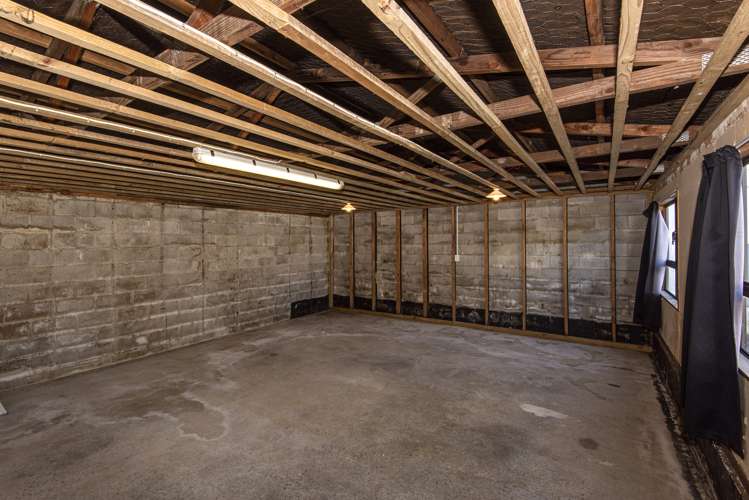 53 West View Crescent Onerahi_15