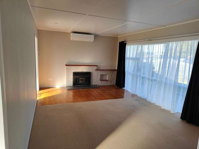 1400 Caroline Road Mayfair_1