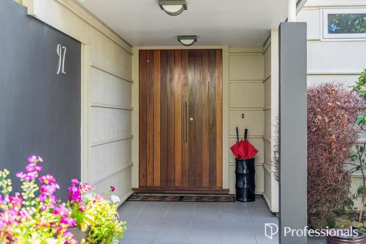 92 Barton Avenue Heretaunga_1