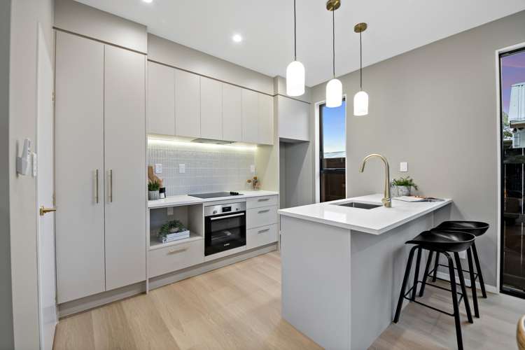 48 Range View Road Mount Albert_3