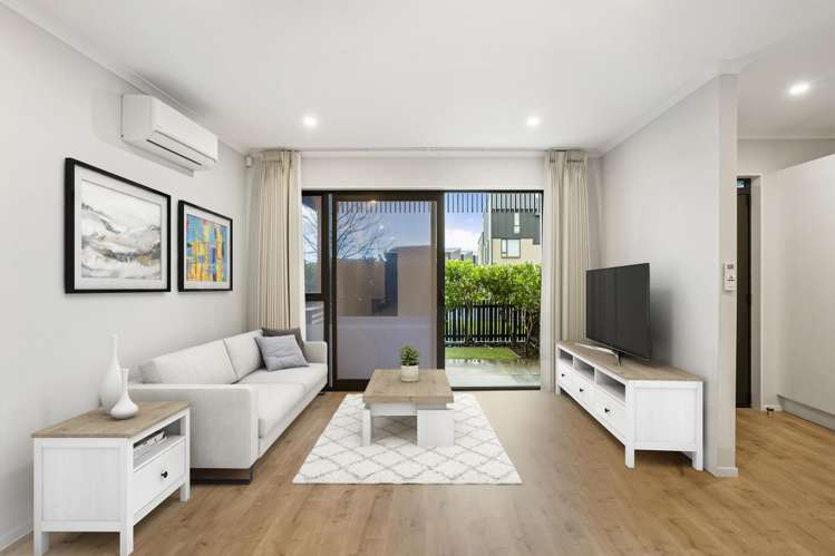 1/71 Hobsonville Point Road Hobsonville_3