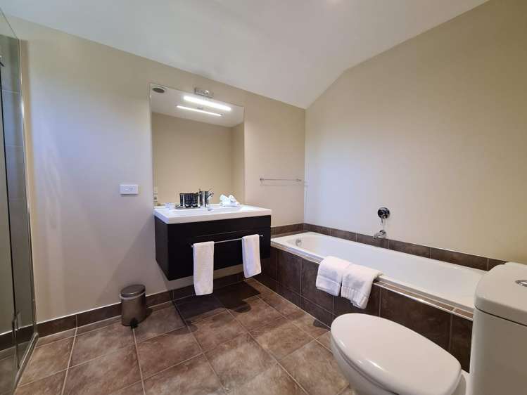 17/1 Beauchamp Place Lake Tekapo_23