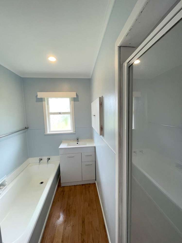 79 Willerton Avenue New Lynn_12