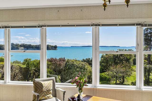 29 Hawke Crescent Beachlands_1