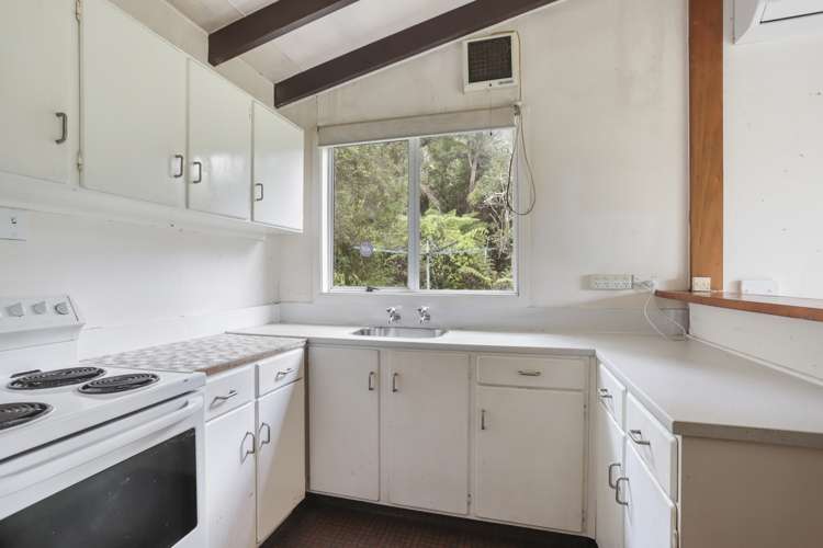 70 Rauhuia Crescent Parau_7