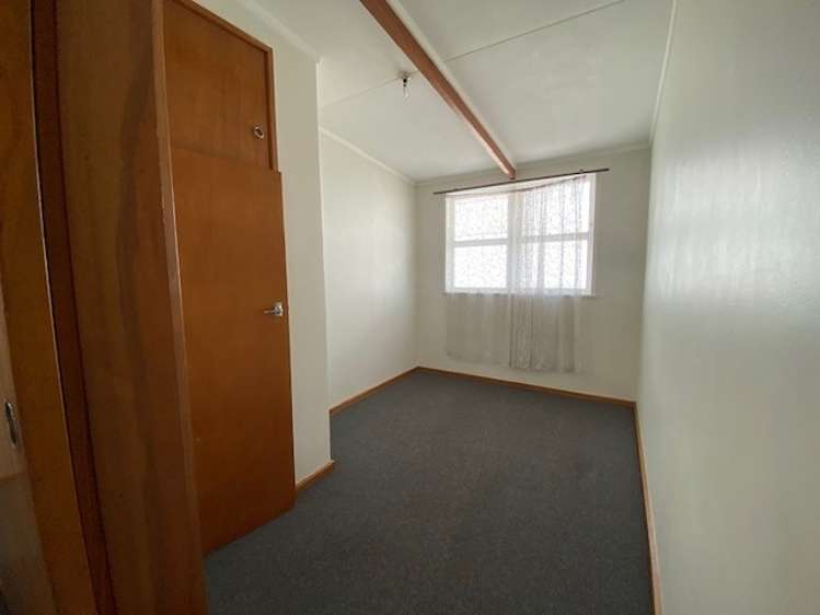 623 Kiwi Street 10476_5