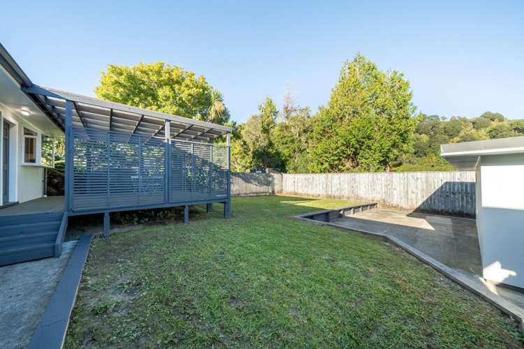 670 Main Road North Te Marua_18