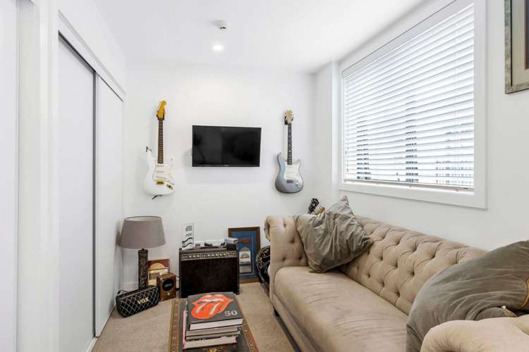 205/30 Enfield Street Mount Eden_8