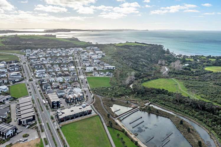 7 Luff Place Long Bay_34