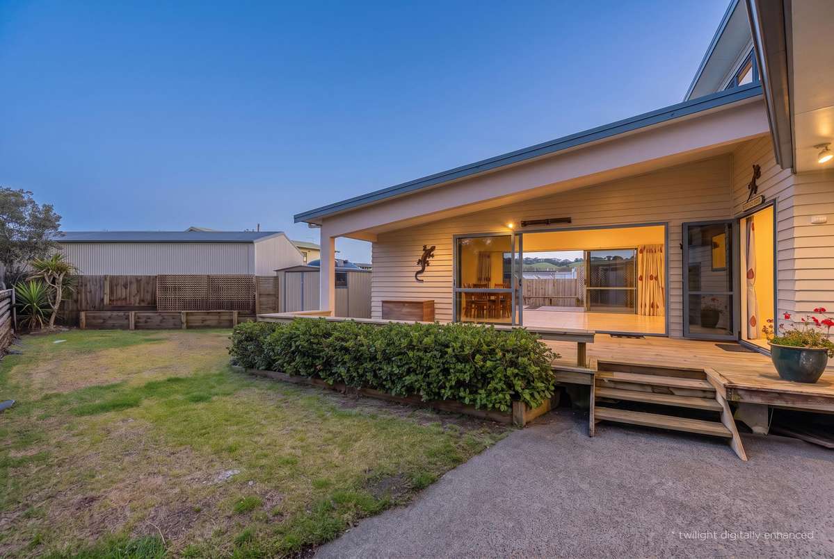 21 Charles Green Drive_5