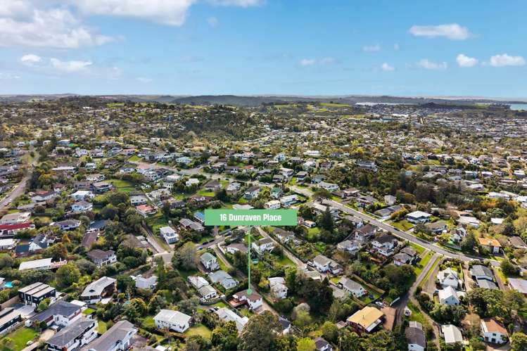 16 Dunraven Place Torbay_28