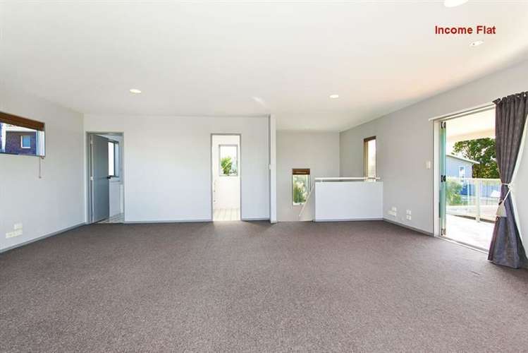 63 Seaview Road Castor Bay_12