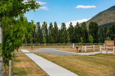 Stage 3B, Orchard Park, Riverbank Road_2