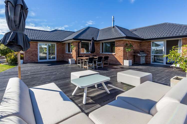 6 Boulez Mews Rolleston_7