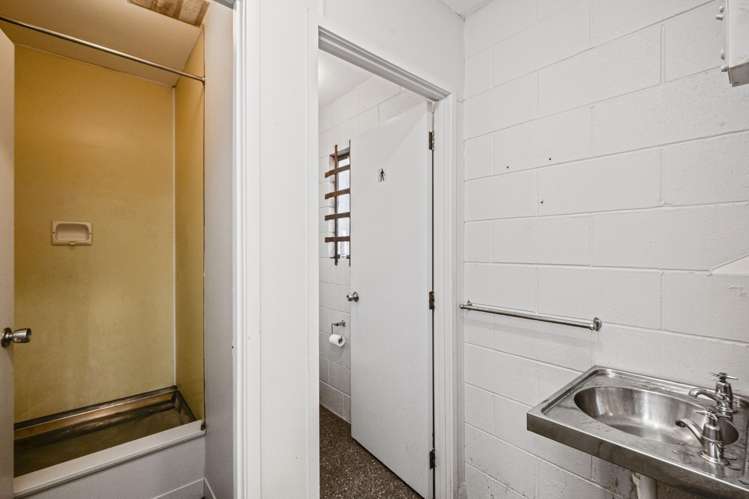 1/21 Akatea Road Glendene_9