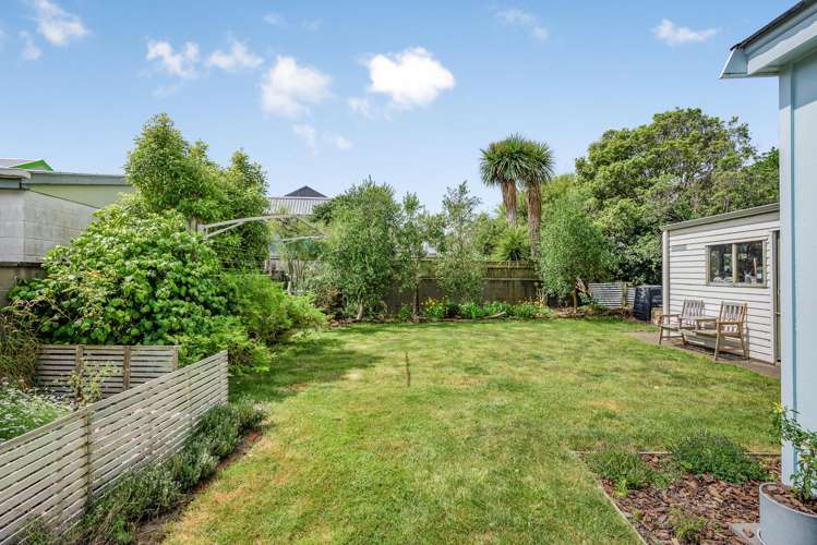 15 Udy Street Petone_16