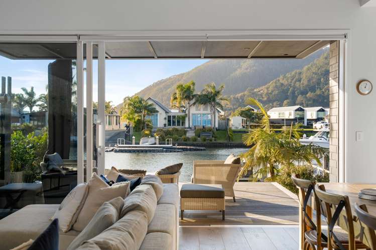 140 Waterways Parade Pauanui_13