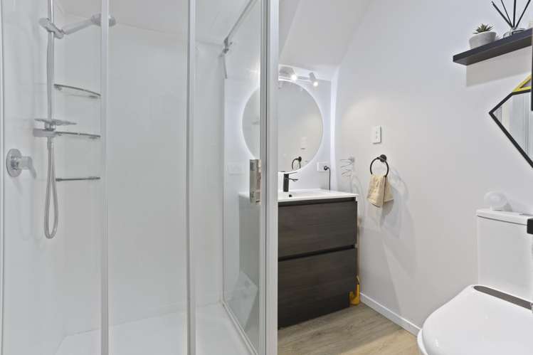 10 Pyatt Place Redwood_30